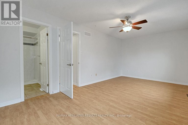 28794659/22-hendrie-court/katimavik/ottawa/ontario/K2L4A4_23