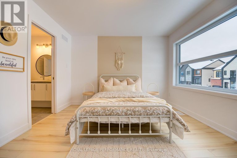 29272737/2400-gray-crescent/town-of-rockland/clarence-rockland/ontario/K4K0H3_28