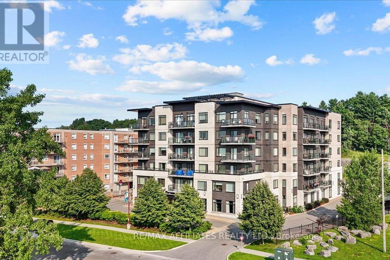 28615040/606-310-centrum-boulevard/bilberry-creekqueenswood-heights/ottawa/ontario/K1E0A3_1