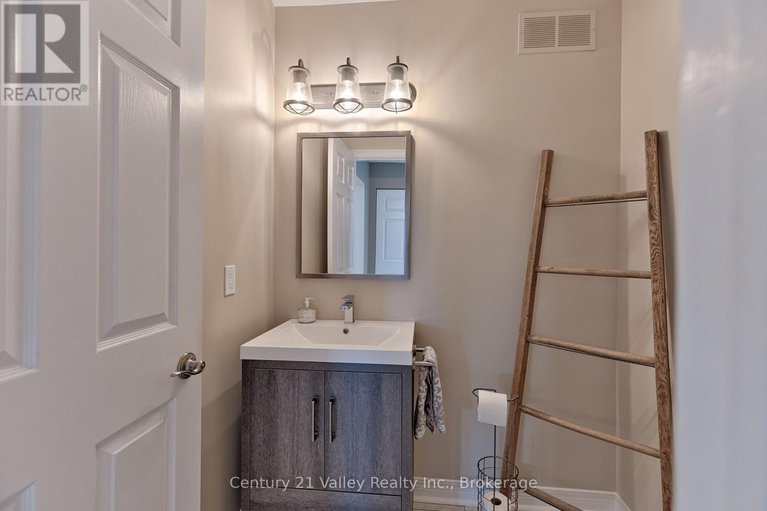 29363562/5421-carp-road/fitzroy-ward-south-east/ottawa/ontario/K0A2H0_42