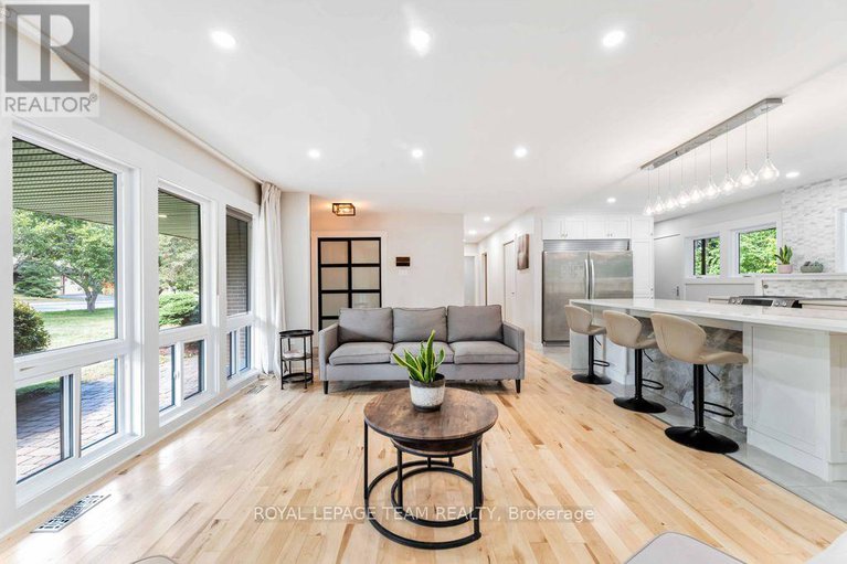 29380921/15-leacock-drive/beaverbrook/ottawa/ontario/K2K1R6_12