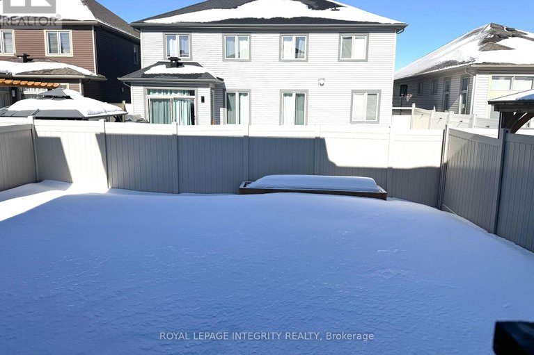 29443241/332-haliburton-heights-s/emerald-meadowstrailwest/ottawa/ontario/K2V0G1_60