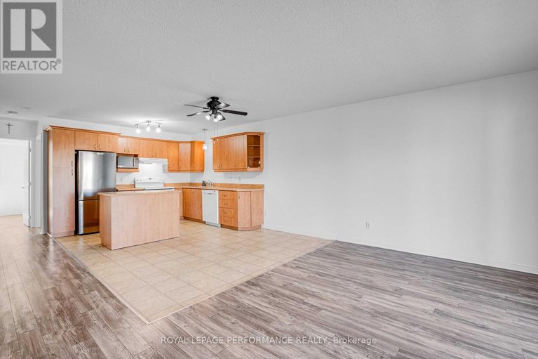 29664690/4-16-pendleton-street/vankleek-hill/champlain/ontario/K0B1R0_6