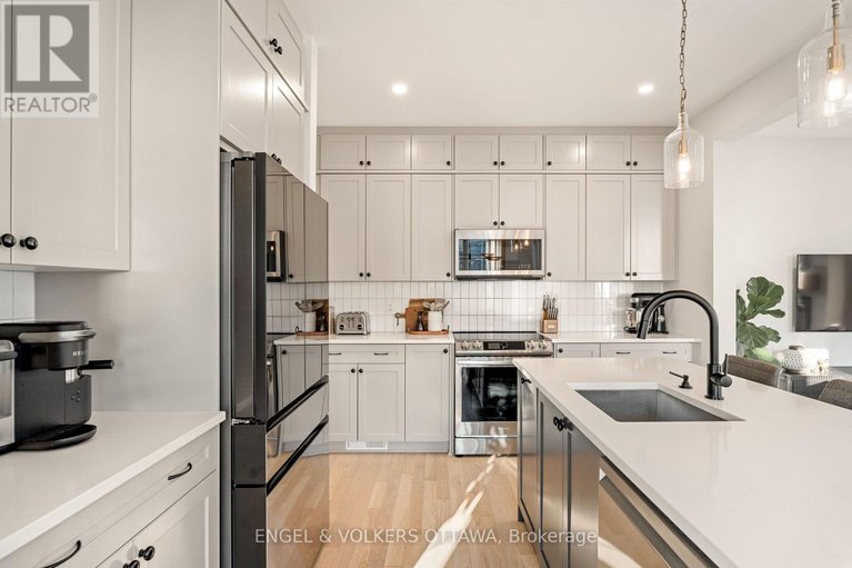 28851362/601-idyllic-terrace/avalon-east/ottawa/ontario/K4A5N9_7