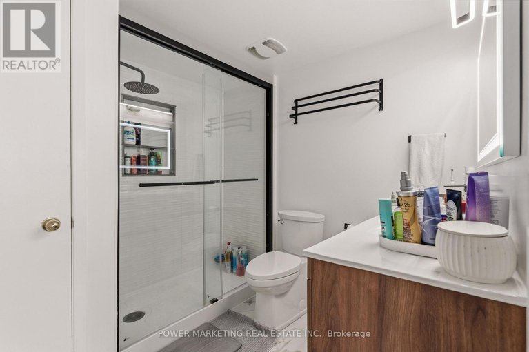 29670020/160-rushford-private/hunt-club-parkgreenboro/ottawa/ontario/K1T3C8_17