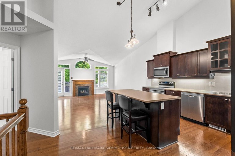28820516/172-granite-court/emerald-meadowstrailwest/ottawa/ontario/K2M0A3_17