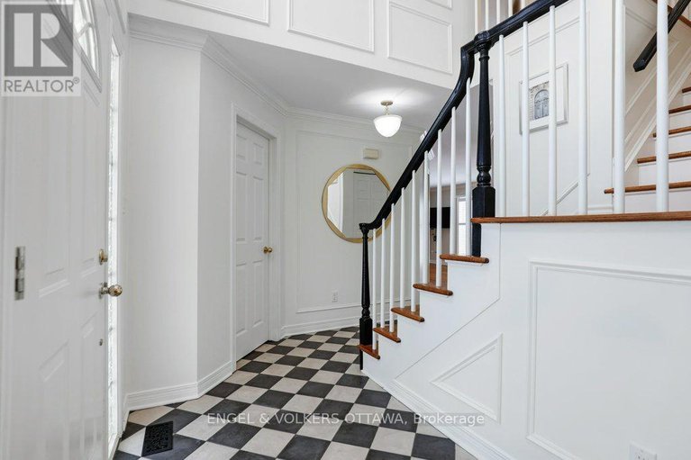 27959648/8-mary-hill-crescent/richmond/ottawa/ontario/K0A2Z0_8