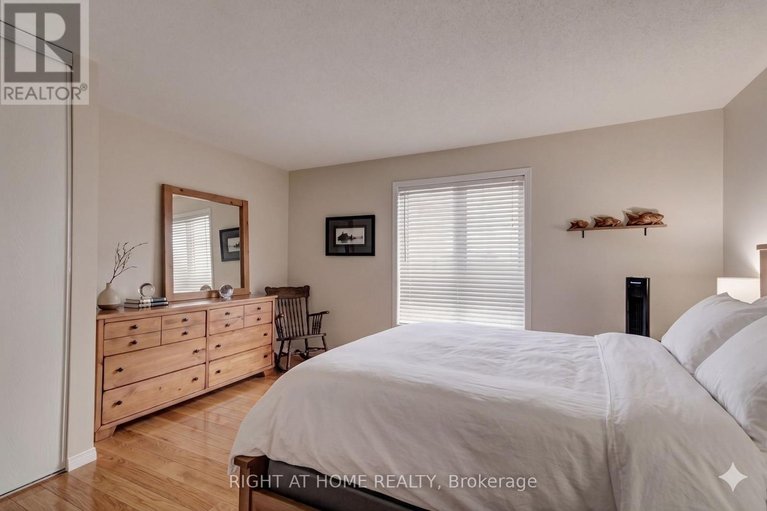 29620882/47-128-bonfield-private/avalon-east/ottawa/ontario/K4A5E2_23