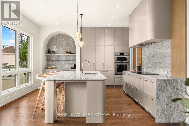 28526738/291-billings-avenue/alta-vistafaircrest-heights/ottawa/ontario/K1H5L2_18