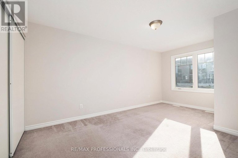 29047343/2241-watercolours-way/half-moon-bay/ottawa/ontario/K2J6R2_16