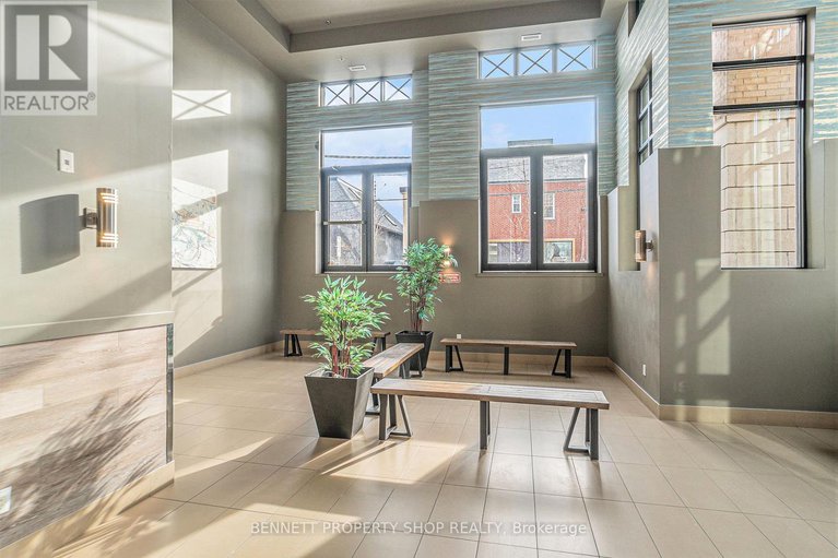 28339261/313-429-kent-street/ottawa-centre/ottawa/ontario/K2P1B5_2