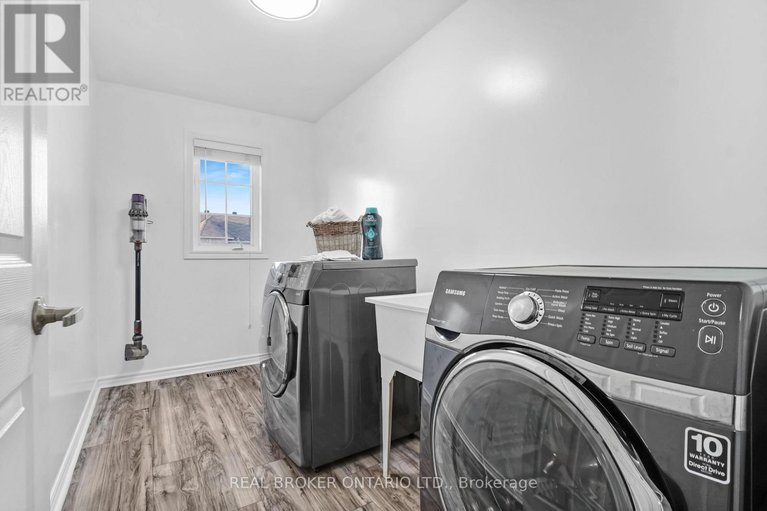 29412025/3454-river-run-avenue/half-moon-bay/ottawa/ontario/K2J0R8_29