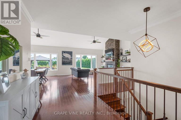 28637622/5607-maklynne-way/vars-village/ottawa/ontario/K0A3H0_7