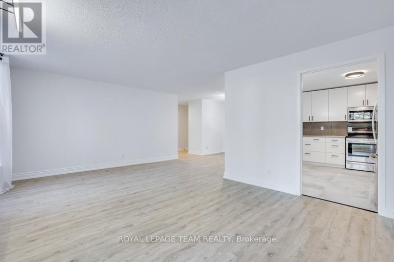 28892273/113-2951-riverside-drive/mooneys-bayriverside-park/ottawa/ontario/K1V8W6_14