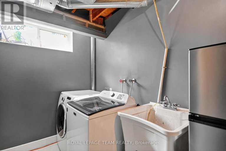 28916021/1e-seyton-drive/westcliffe-estates/ottawa/ontario/K2H8Y5_43
