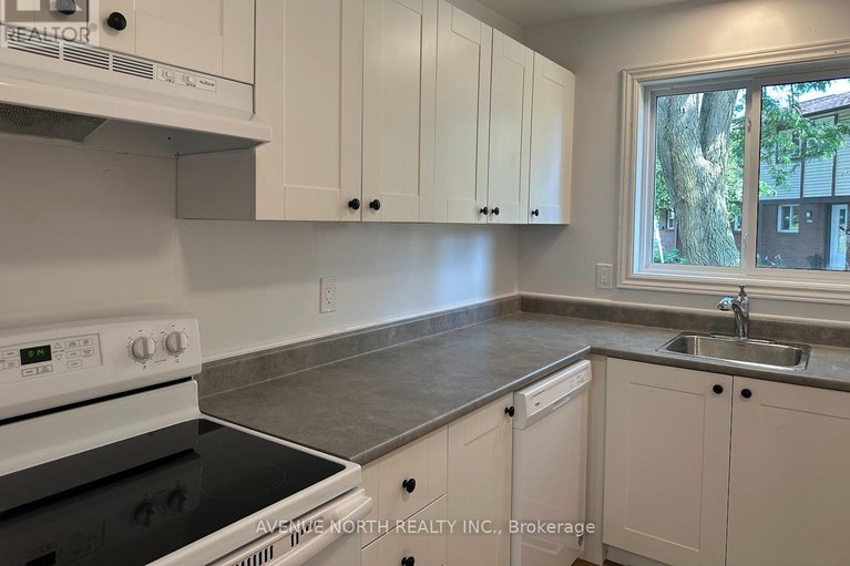 28652474/3-1408-foxwell-street/pineview/ottawa/ontario/K1B5J4_7