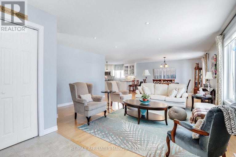 29363009/6-head-street/lancaster/south-glengarry/ontario/K0C1N0_4