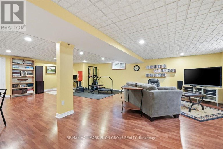 29249194/1147-fieldown-street/cumberland-ridge/ottawa/ontario/K4C1R7_22