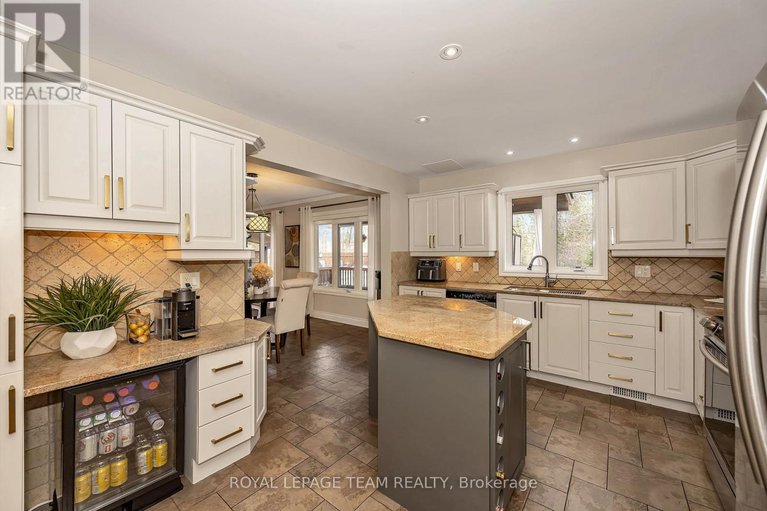 29675981/7067-donwel-drive/greely/ottawa/ontario/K4P1M7_9