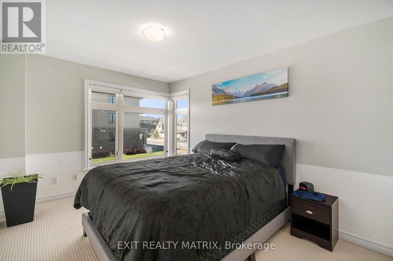28876116/132-lynn-valley-terrace/mer-bleuebradley-estatesanderson-park/ottawa/ontario/K1W0L5_14