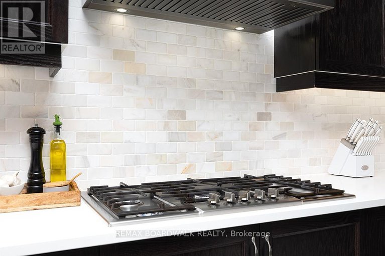 29414212/353-sweetclover-way/avalon-west/ottawa/ontario/K4A1E6_4