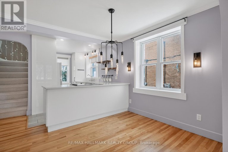 29249197/170-donald-street/overbrookcastle-heights/ottawa/ontario/K1K1M9_12