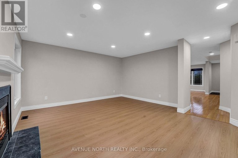 29622696/945-cahill-drive-w/hunt-club/ottawa/ontario/K1V2C3_6