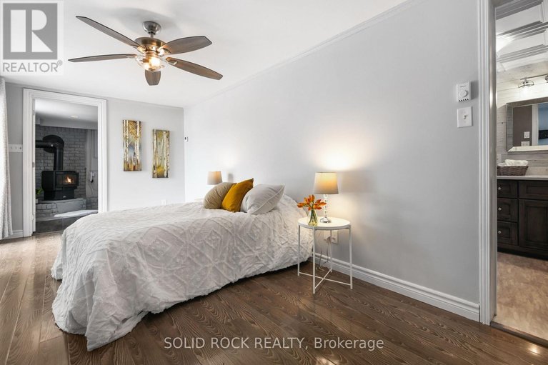 29441704/2496-river-road/mcnabbraeside-twps/mcnabbraeside/ontario/K0A1G0_29