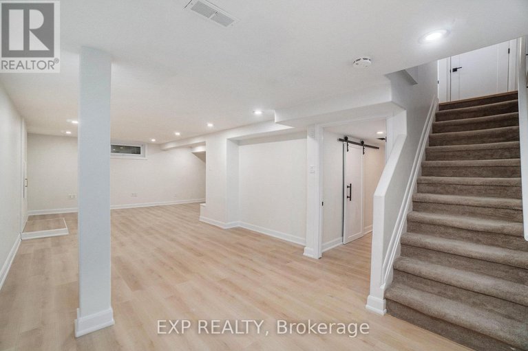 28435442/41-barnes-crescent/leslie-park/ottawa/ontario/K2H7C1_23