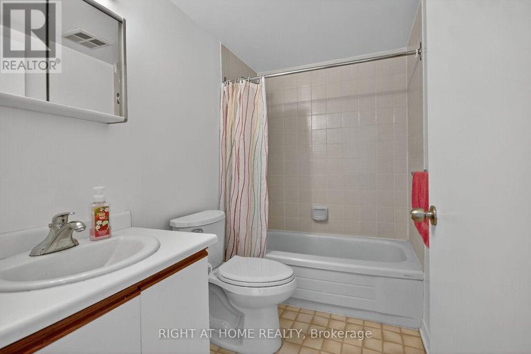 28920985/811-35-holland-avenue/ottawa-west/ottawa/ontario/K1Y4S2_16