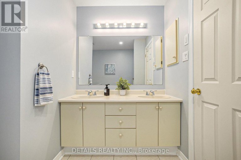 29027781/65-willow-glen-drive/bridlewood/ottawa/ontario/K2M1T1_24