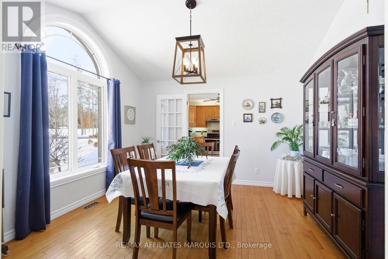 29425027/5650-pinestone-drive/south-glengarry-charlottenburgh-twp/south-glengarry/ontario/K0C2J0_7