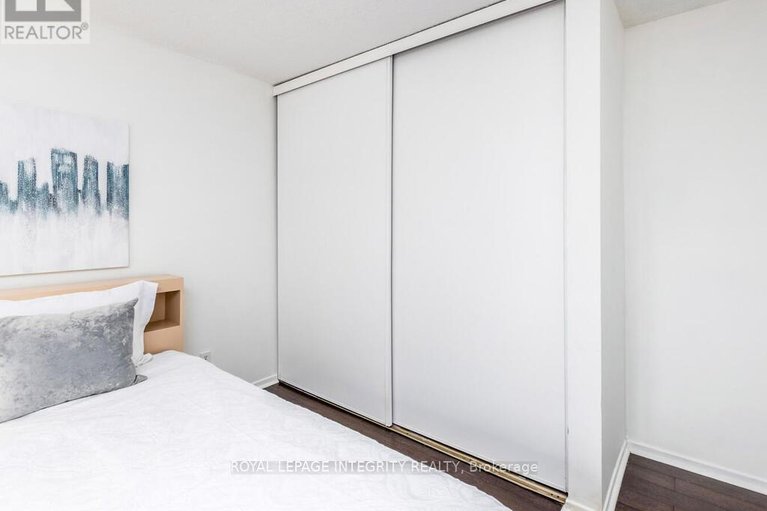 29466721/54-1316-greenbank-road/redwood-park/ottawa/ontario/K2H8X6_21