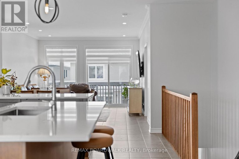 29313884/779-keinouche-place/camelot/ottawa/ontario/K4A5K3_8