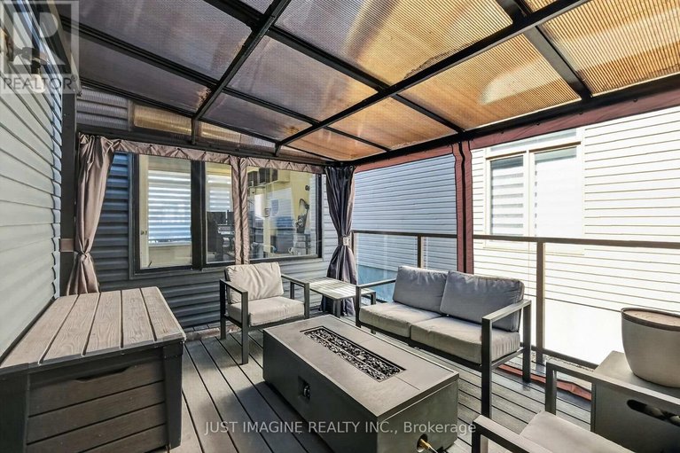 29583767/32-edenbridge-court/mer-bleuebradley-estatesanderson-park/ottawa/ontario/K1W0P1_49