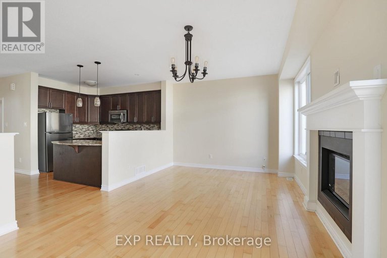 29161783/618-moorpark-avenue/emerald-meadowstrailwest/ottawa/ontario/K2M0B6_20