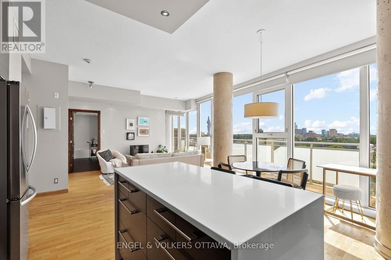 28813803/823-349-mcleod-street/ottawa-centre/ottawa/ontario/K2P0S1_8