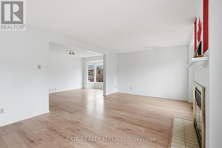 29458726/17-1838-summerfields-crescent/chapel-hill/ottawa/ontario/K1C7B7_11