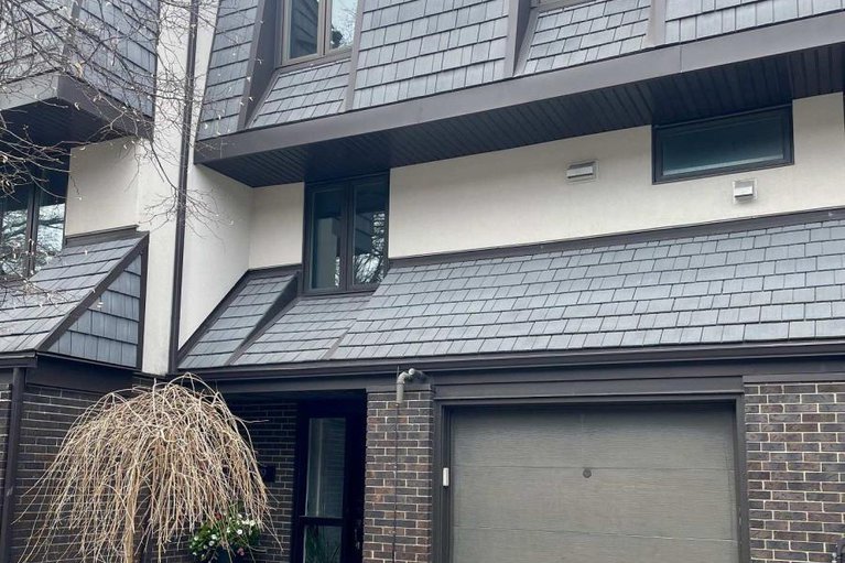 28257393/29-655-richmond-road/woodroffe/ottawa/ontario/K2A3Y3_1