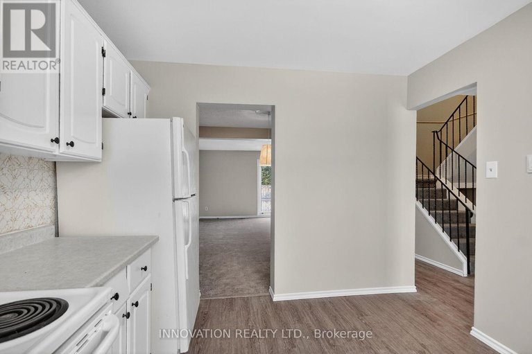 29490132/5-2336-orient-park-drive-e/blackburn-hamlet-south/ottawa/ontario/K1B4N5_23