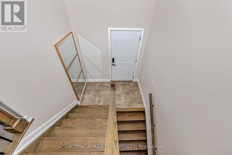 28774424/2500-kearns-way/osgoode-twp-north-of-reg-rd-6/ottawa/ontario/K4P1R9_31