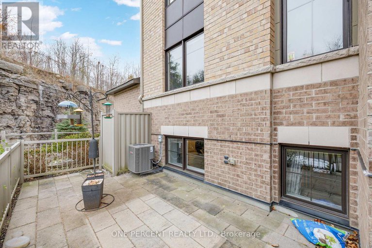 29117239/242a-titanium-private/convent-glen-north/ottawa/ontario/K1C0A5_33