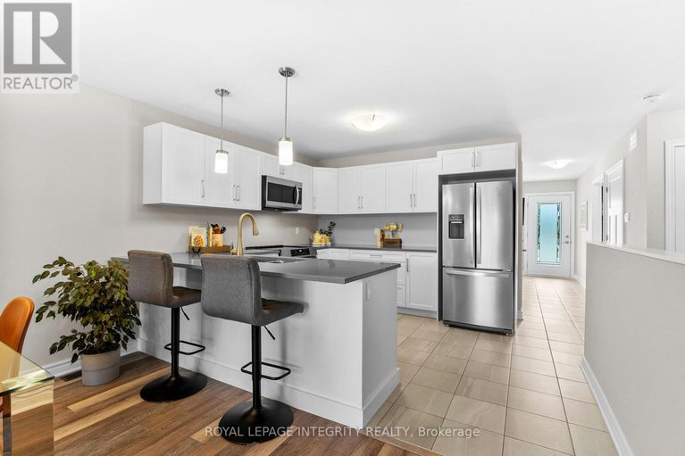 28828462/29-morgan-clouthier-way/arnprior/arnprior/ontario/K7S0H9_4
