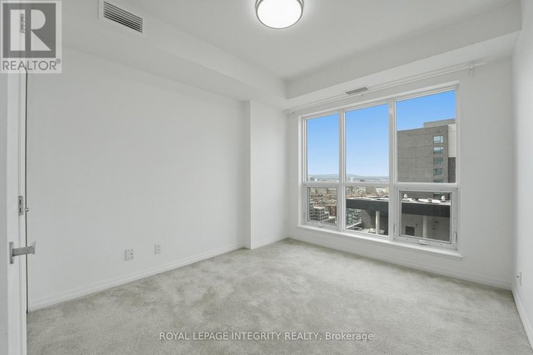 29657435/2403-242-rideau-street/sandy-hill/ottawa/ontario/K1N0B7_6