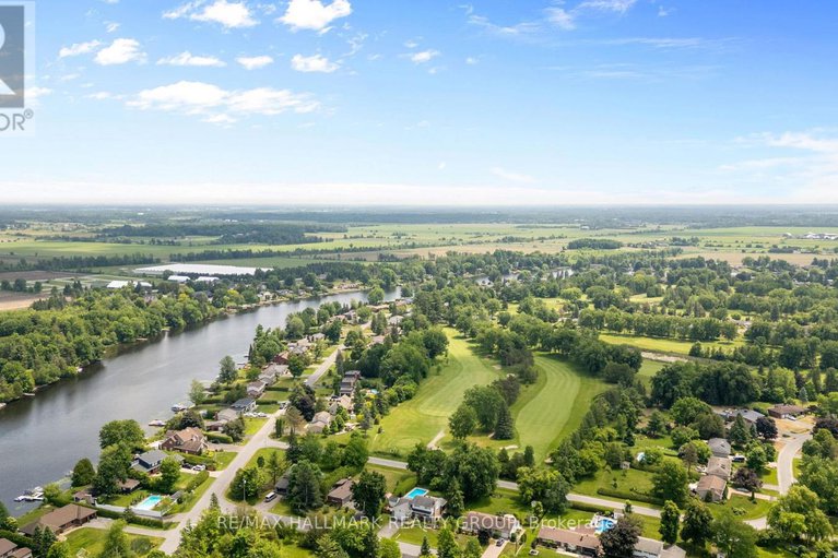 28509464/6431-clingin-lane/manotick-south-to-roger-stevens/ottawa/ontario/K4M1B3_37
