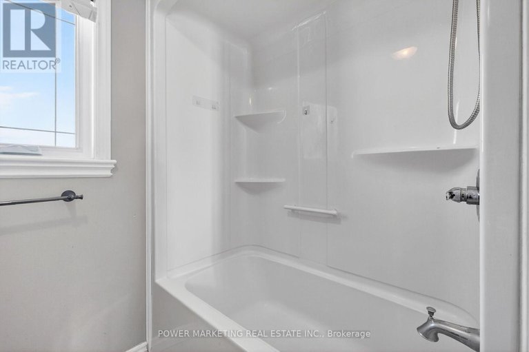 29373652/483-ruby-street/clarencerockland-twp/clarence-rockland/ontario/K4K0H5_26