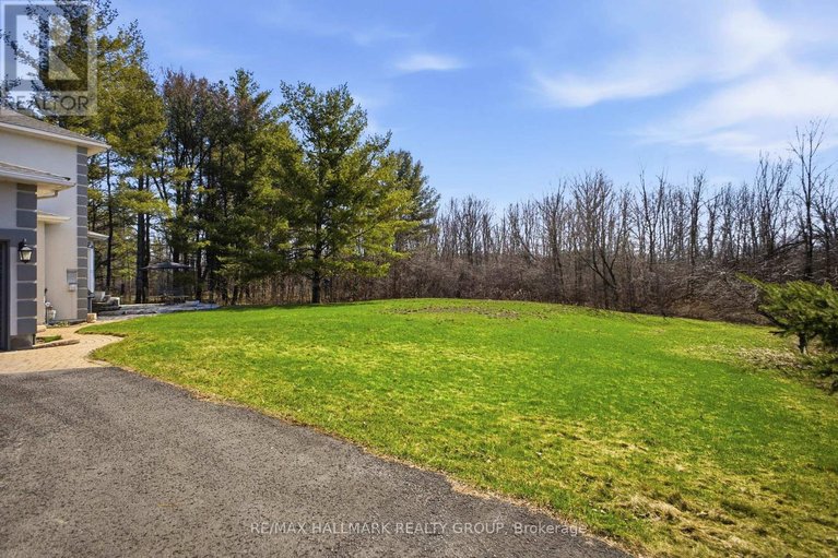 29659908/1518-monaghan-lane/rural-kanata-central/ottawa/ontario/K2W1B4_44