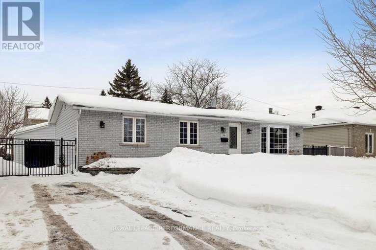 29377761/348-amiens-street/bilberry-creekqueenswood-heights/ottawa/ontario/K1E1N9_1