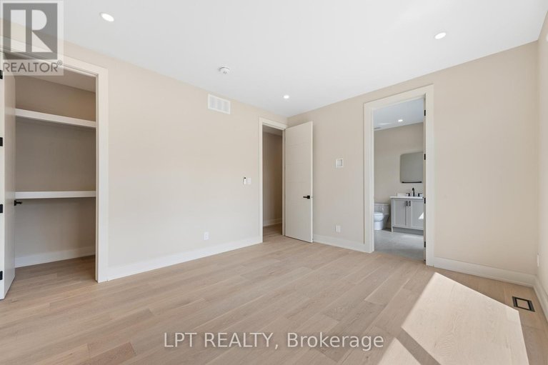 29686739/400-ashbee-court/manotick-village-manotick-estates/ottawa/ontario/K4M0A8_32