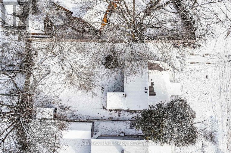 29182655/2821-haughton-avenue/britannia/ottawa/ontario/K2B6Z2_3